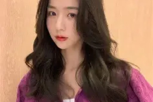 热搜：个人资料黑历史扒皮 网红saya陈清是谁？